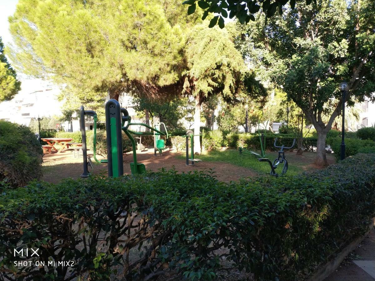 Beautiful House In Alimos Near To The Beach And Metro Athene Buitenkant foto